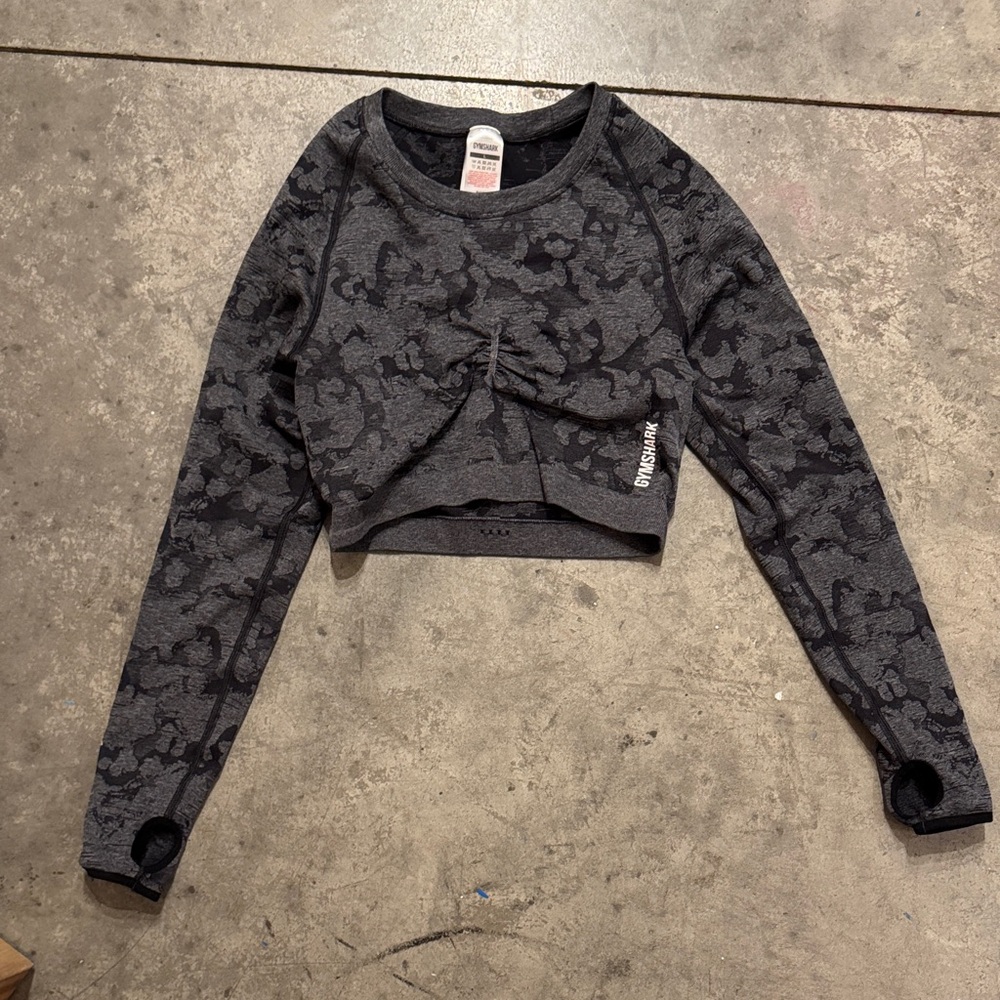 Gymshark Black and Gray Crop Top